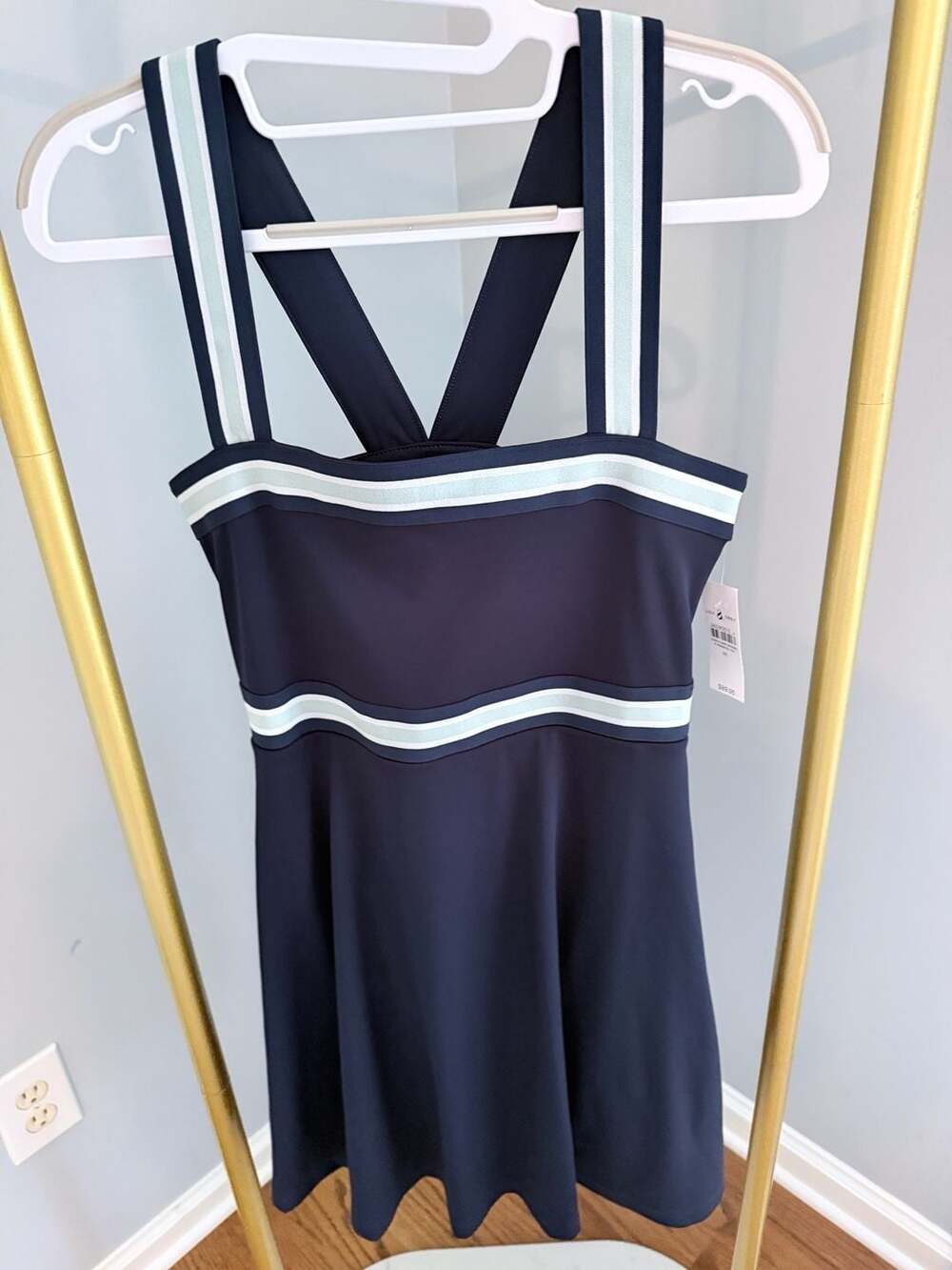 Lou & Grey Athletic Dress Size M Blue Striped Activewear Skort Dress. Tags attac